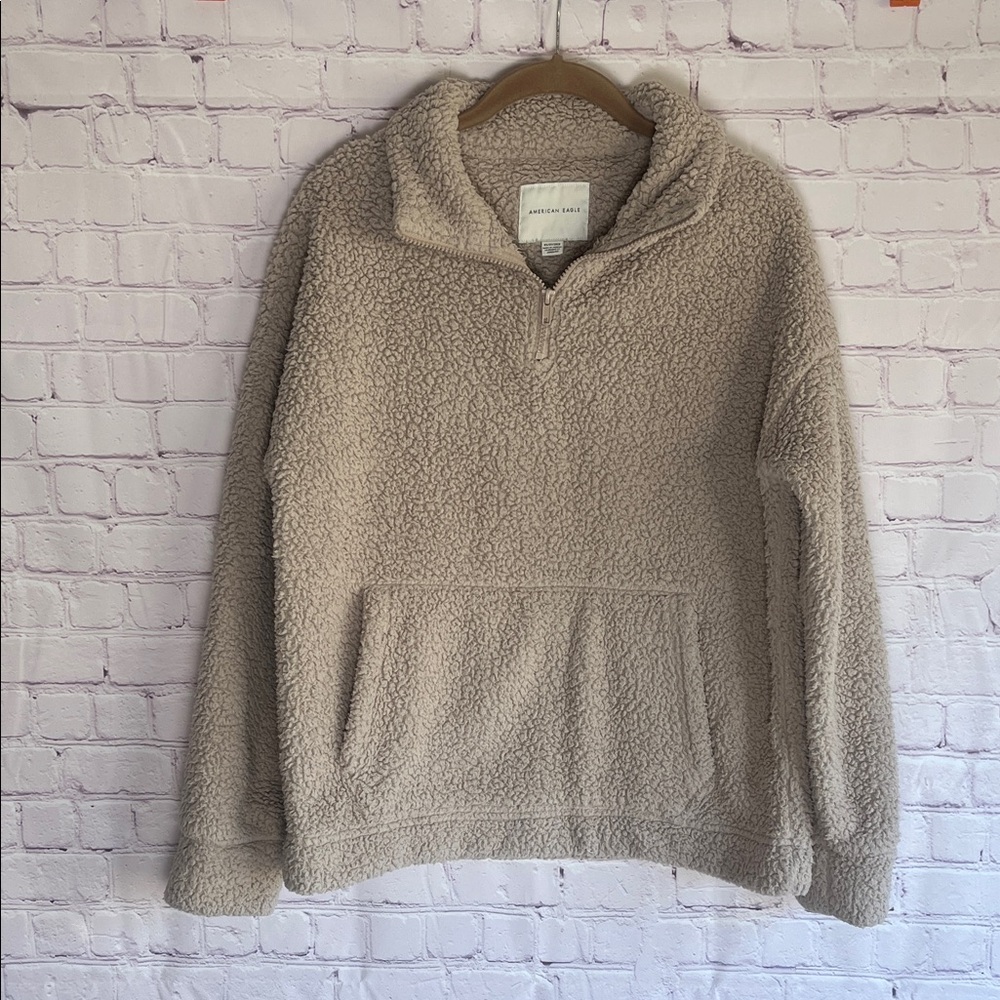 American‎ Eagle Outfitters Tan Teddy Bear Sherpa Hoodie Woman’s Size XS